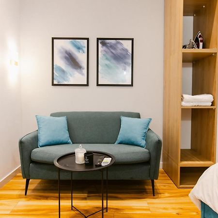Durres Str Modern Apartments - The Nest Tirana Exterior foto