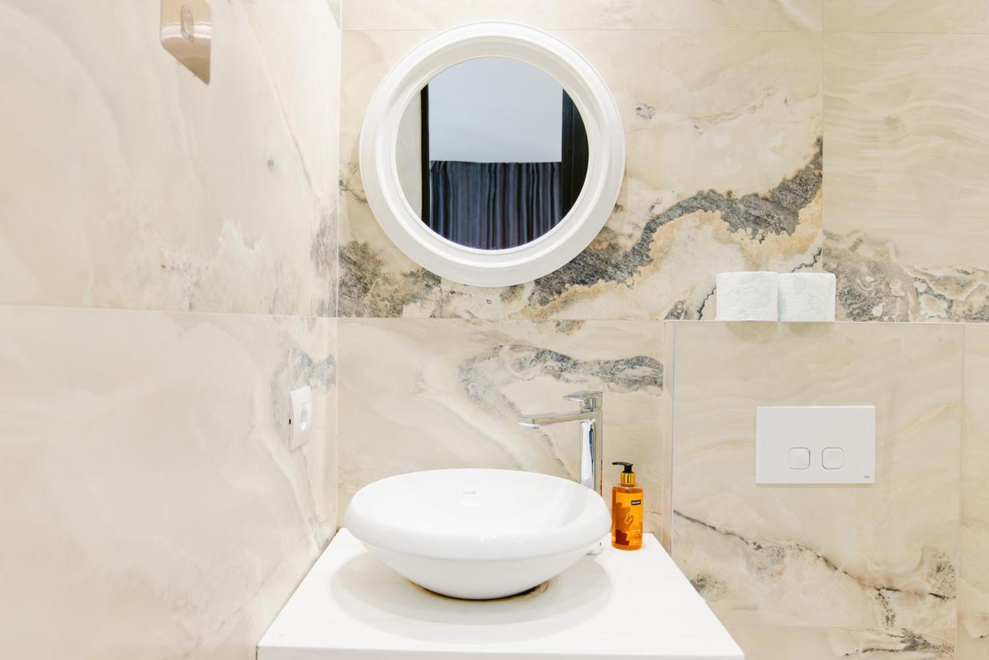 Durres Str Modern Apartments - The Nest Tirana Exterior foto